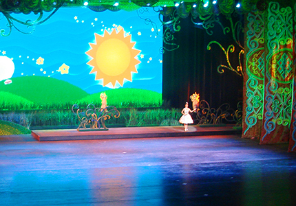 舞臺(tái)機(jī)械